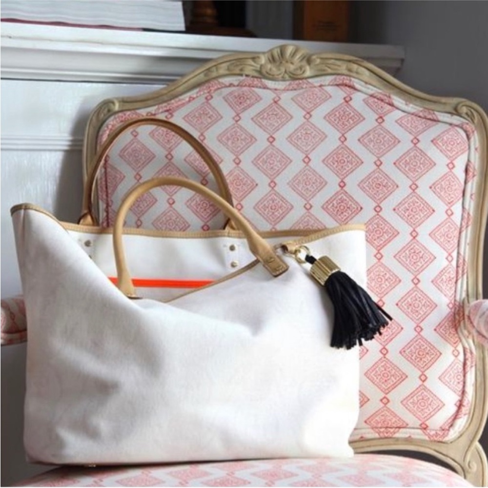 India Hicks Mayfair Beetle Tote Canvas Leather Tassel Charm Tan Cream - Picture 2 of 13